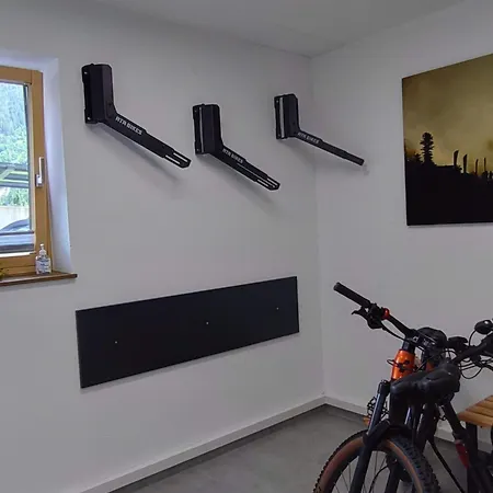 Aenna Apartment *